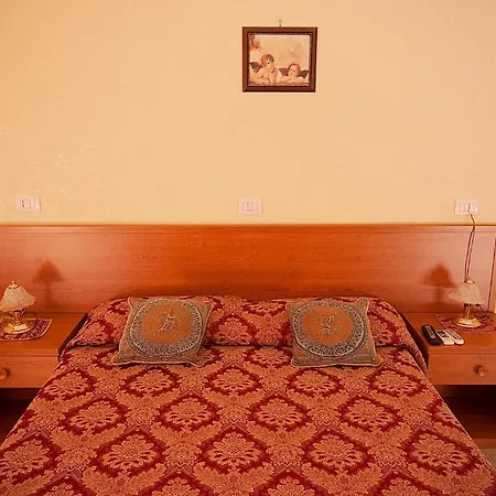 Oda ve Kahvaltı Parioli House