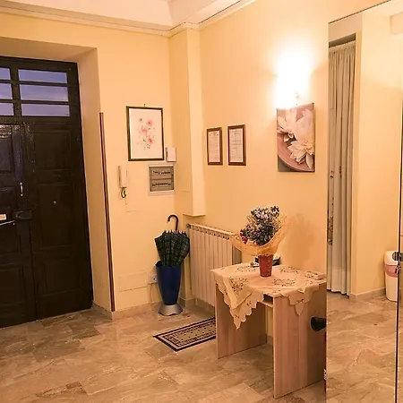 Parioli House Bed and Breakfast 3*